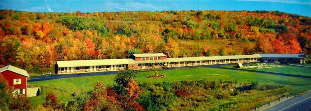 Ladd Brook Inn Pownal Esterno foto