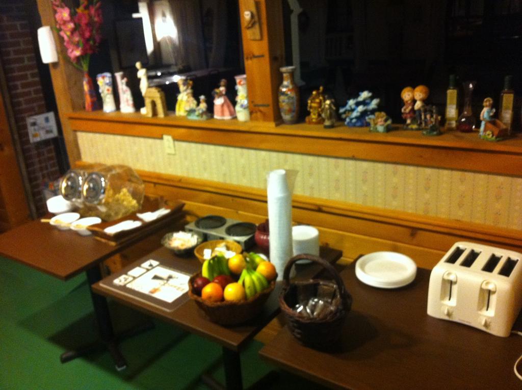 Ladd Brook Inn Pownal Esterno foto